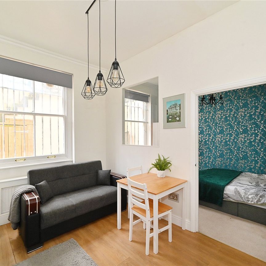 Castletown Road, West Kensington - Photo 1