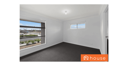 Near New Four Bedroom Home In Flagstone - Photo 2