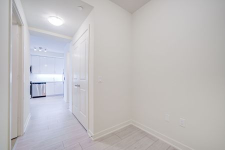 For Lease - 38 Annie Craig Drive Unit# 3903, Toronto, Ontario - Photo 3