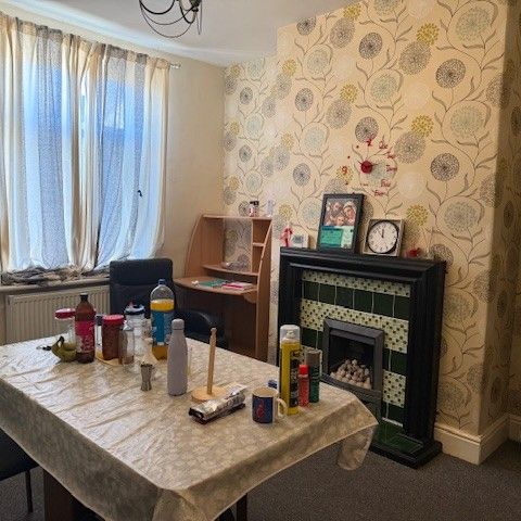 Windsor Street - Photo 1