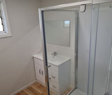 Ranui. All Dressed Up - Photo 1