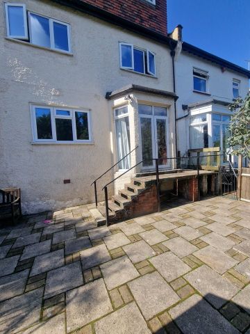 2 Bed Flat, Beaconsfield Road, N11 - Photo 3
