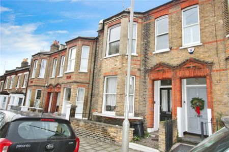 Ridgmount Road, London, SW18 2DA - Photo 2