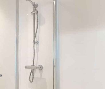 Silver En Suite - Photo 1