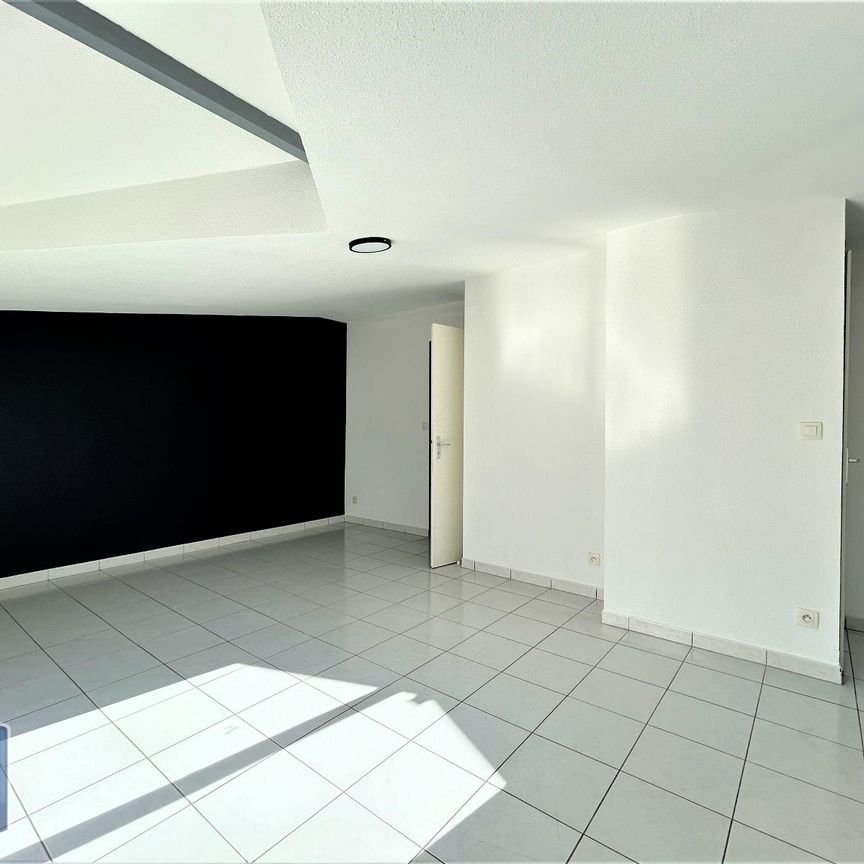 Location Appartement 3 pièces 53m² MOISSAC 82200 - Photo 1