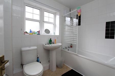 Portland Mews, Sandyford, Newcastle Upon Tyne, Tyne & Wear, NE2 1RW - Photo 4