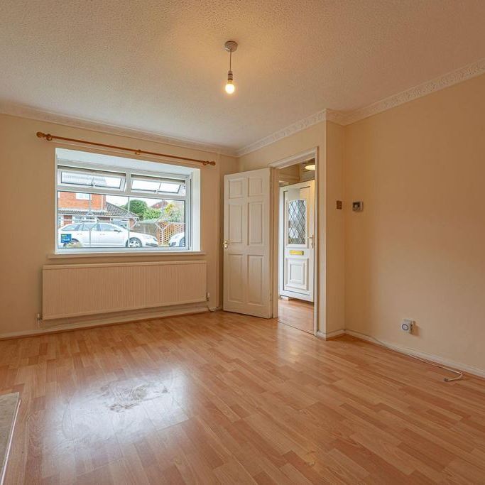 3 bedroom semi-detached house to rent - Photo 1