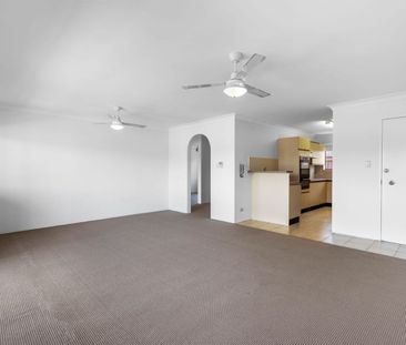 Neat And Tidy - Photo 2