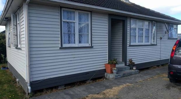 Lovely two bedroom home in Manaia - Photo 1