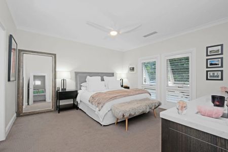 Gorgeously Renovated Four Bedroom Family Home in Idyllic Location - Photo 5
