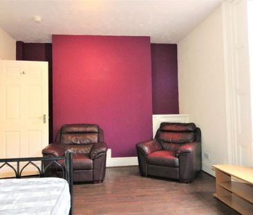 Latham Street Flat, PRESTON, Lancashire PR1 3TE - Photo 1