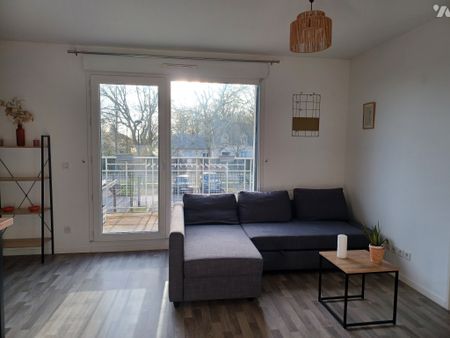 Dans résidence récente, 2 pièces loué meublé avec 2 stationnements. - Photo 2