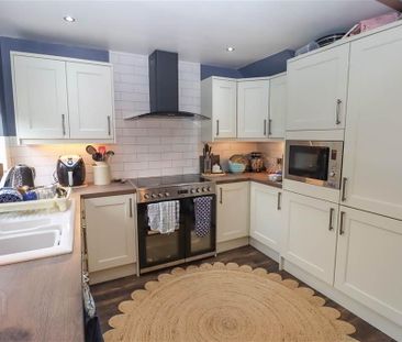 46 Brandon Parade, Belfast, BT4 1JH - Photo 1