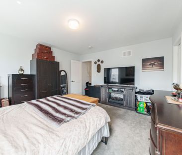 For Lease - 99 Kyanite Lane, Barrhaven, Ontario - Photo 3