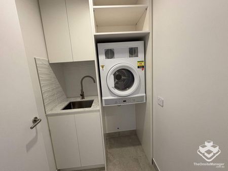 Brand New 2-Bedroom Apartment with Premium Finishes & Balcony - The Greenwich - Photo 2