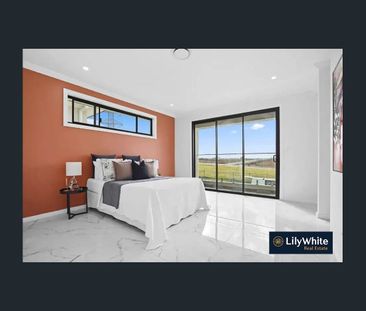 Brand new house in Oran Park this New year - Photo 4