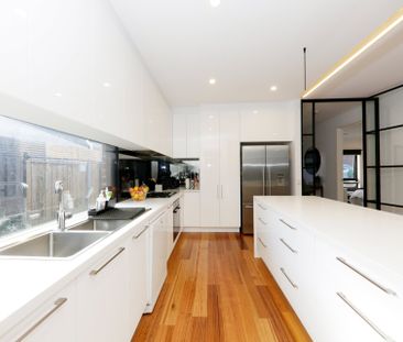 2/9 Paulette Court, Scoresby - Photo 2