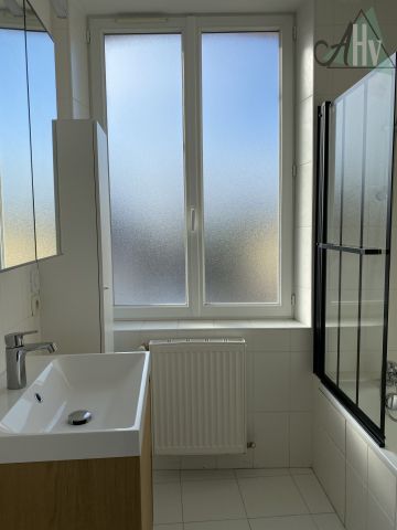 Location Maison 3 pièces 71m² NOGENT SUR SEINE 10400 - Photo 3