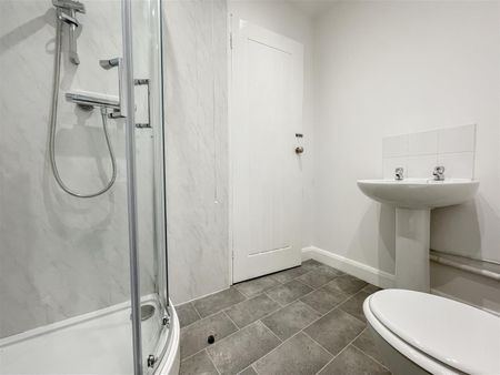 Cranbrook Road, St. Leonards, TN37 6RU - Photo 4