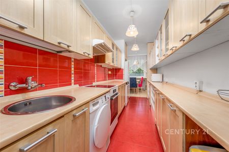 Pronájem bytu 3+1 72 m², Kytlická 751, Praha - Photo 5