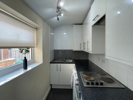 Wilson Street – 3 Bed – 1 Bath - Photo 3