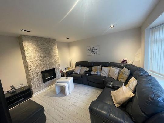 3 bedroom terraced house to rent - Photo 1