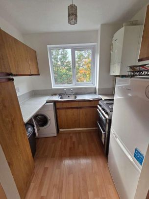 Myers Lane, Verona Court, SE14 - Photo 1