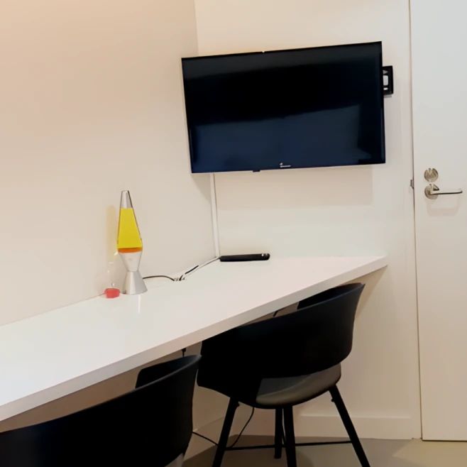 Studio Apartment in Surry Hills, Sydney - Photo 1