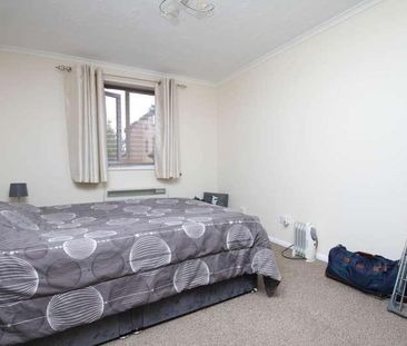 Chiswell Court, North Watford, WD24 - Photo 2