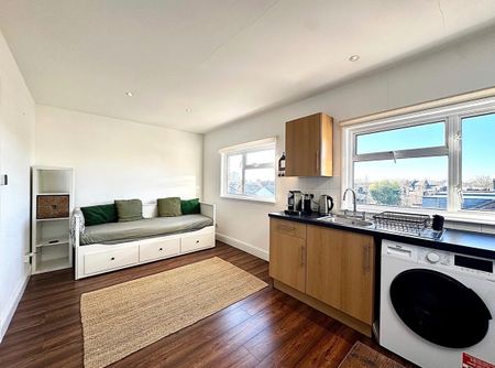 1 Bed Flat, Allison Road, W3 - Photo 2