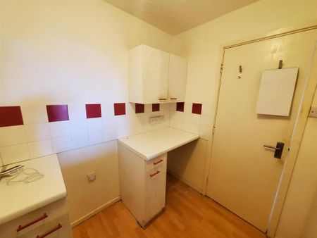 2 bedroom detached house to rent - Photo 4