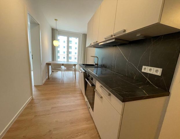 All-inclusive Apartment in Kreuzkölln! - Foto 1