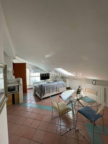 Trilocale viale Alcide De Gasperi 11, Lascari - Photo 5