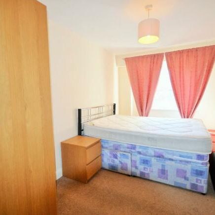 2 bedroom apartment to rent Royal Plaza, Westfield Terrace, Sheffield - Photo 1