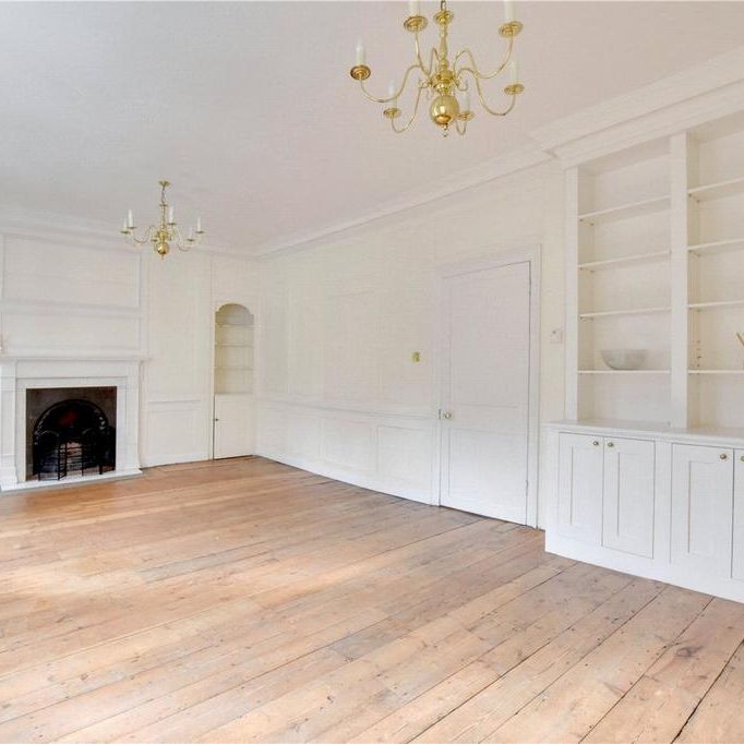 6 bedroom terraced house to rent - Photo 1