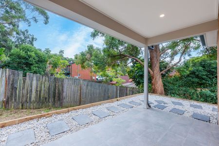 SPACIOUS GRANNY FLAT With Street Parking Only - Photo 3