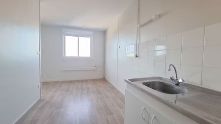 T2 de 56 m² refait à neuf avec belle pièce à vivre - Photo 5