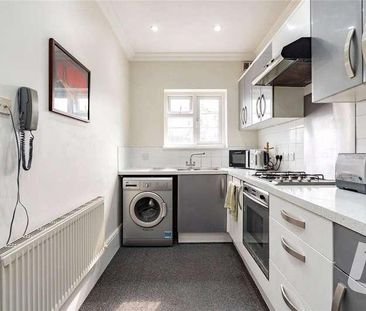 Byron Mansions, Corbets Tey Road, Upminster, Essex, RM14 - Photo 3