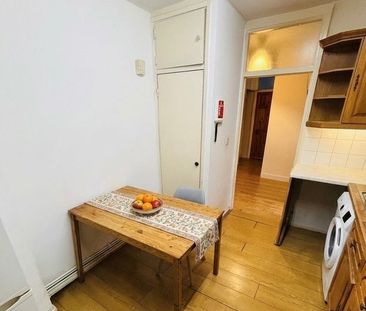 Room in a Shared Flat, Tadema House, NW8 - Photo 4