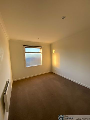 3 / 2 Sanoma Drive, Skye - Photo 2