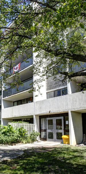 Valleyview Apartments - Photo 1