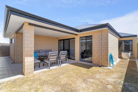 23 Thyme Rise, Dayton WA 6055 - Photo 2