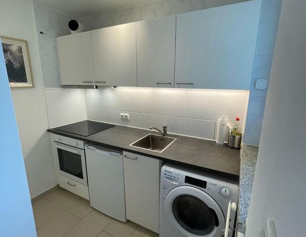 *Suche Nachmieter* 1-Zimmer Wohnung in Schwabing *Nur ein Person* - Foto 1