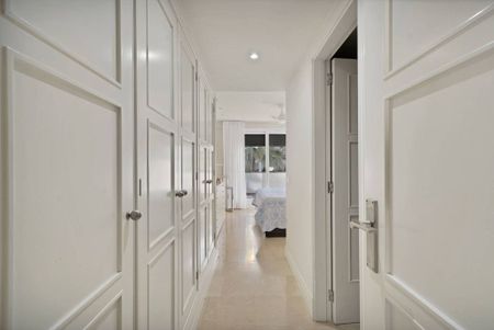 3 room luxury Apartment for rent in Marbella, Spain - Photo 2