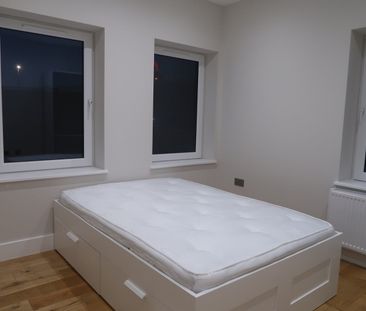 1 Bed Flat, Central House, E15 - Photo 3