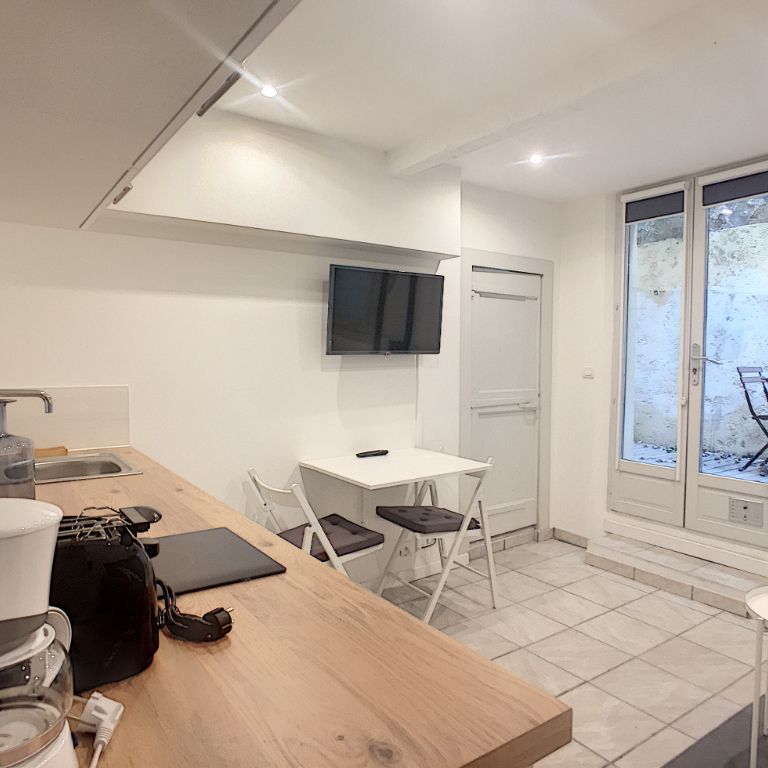 APPARTEMENT -T1 -18 m2, - Photo 1