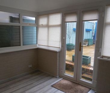 2 bedroom terraced house to rent - Photo 6