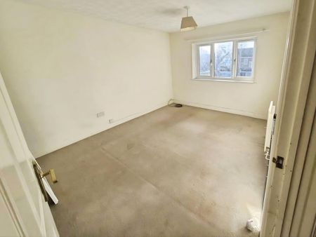 4 bedroom detached house to rent - Photo 5