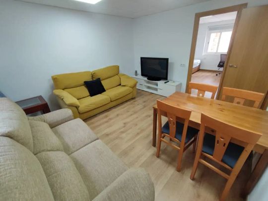 Piso de alquiler en San Juan - Foto 1