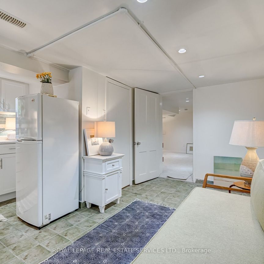 For Lease - 27 Bank Street Unit# Lower, Toronto, Ontario - Photo 1